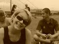 das rockaganda festival am linzer donauufer im juli 2002.