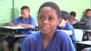 Escola em tempo integral combate o trabalho infantil em Minas
