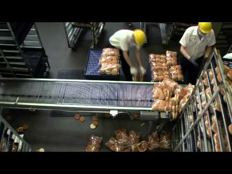 Undercover Boss - Fatburger S4 EP12 (U.S. TV Series)