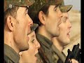 Watch 'Die Bundeswehr singt dem Minister ein Lied'