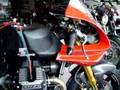 Moto Guzzi MGS 01, sotto il vestito ...
