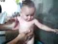 videos de Yasmin tomando banho.3gp