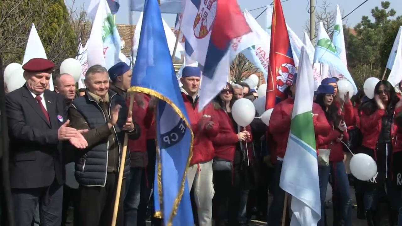 Игор Брауновић са члановима Удружења "Наша Дрина" посетио гроб Слободана Милошевића у Пожаревцу