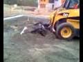 videos de Zugmaschine,  videos showing ford new holland bob cat