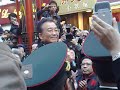 During Spring Festival, Chinese Premier Wen Jiabao visited Chinatown in London and gave a brief speech there, bringing a warm greeting to overseas Chinese alongside confidence to fight economic downturn.