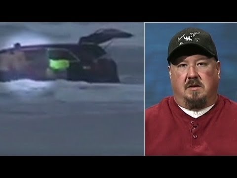 Ocean rescuer: Heard kids screaming for help from van