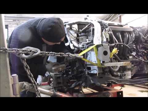 Mazda CX7. A little body repair. Небольшой ремонт.