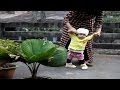 When will my baby walk - How to encourage walking