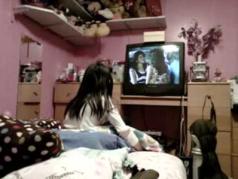 mara - She cried coz she thought that mara died :| HAHAHAHA superrr nakakatawa!!! LOL. I explained to my sister na hindi namatay si mara. If you can hear me saying ...