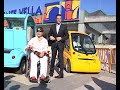 PARQUE VEHÍCULOS EN PONTE VELLA CENTRO COMERCIAL