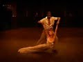 Alexander McQueen Spring/ Summer 2004 (part 2) Alexander McQueen Spring/ Summer 2004 (part 2)