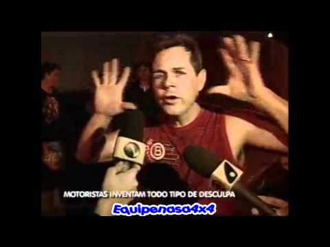 bebado - As desculpas mais esfarrapadas dada pelos bêbados, um compilação de bebados e suas desculpas! Confira também As bebadas mais engraçadas da internet http://ww...