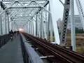 赤川鉄橋　貨物列車通過