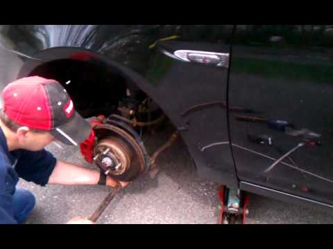 Replacing front lower ball joint on Hyundai Accent