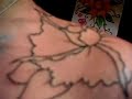 tatuaje del hombro (sin terminar)