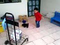 jugando con el babau