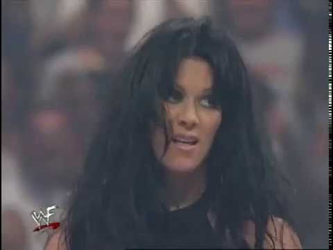 Trish Stratus Got Powerbombed by Chyna