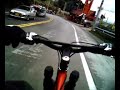 peligroso-descenso-hasta-bogot-dc-dennys.html