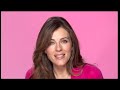 elizabeth hurley testimonial internazionale della campagna nastro rosa