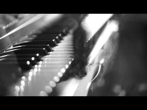 forman - Ulrich Forman performing an acoustic version of