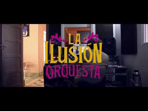 La Ilusión Orquesta- Perros Fieros (Videoclip Oficial)