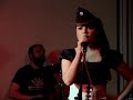 the irish band plays in a little club of tuscany