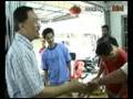 Anwar campaigns in hawker centre