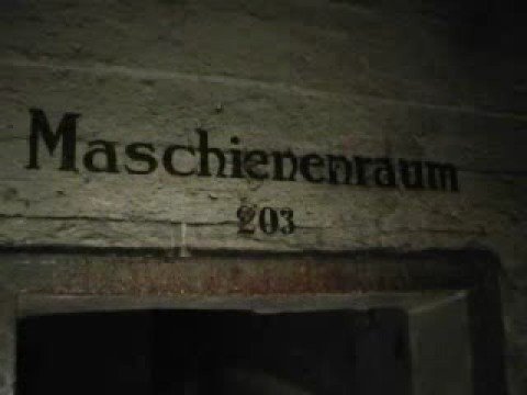 Todt - Die Organisation Todt richtete in größeren Städten zentrale Befehlsbunker ein, in denen alle logistischen Möglichkeiten eingesetzt wurden, angefangen vom Tel...