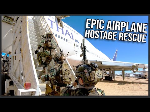 EPIC AIRSOFT AIRPLANE HOSTAGE RESCUE AND BOMB DEFUSAL