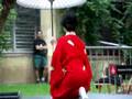 videos de taniec z wachlrzami i paralsolką