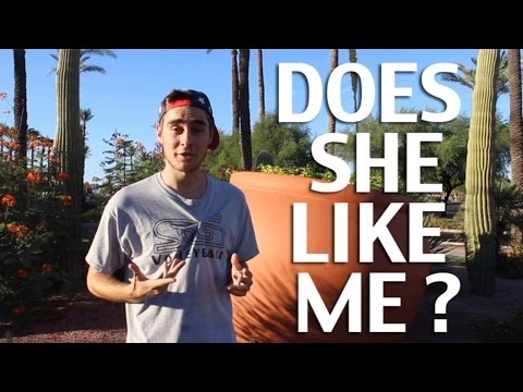 how to know that if a girl loves you