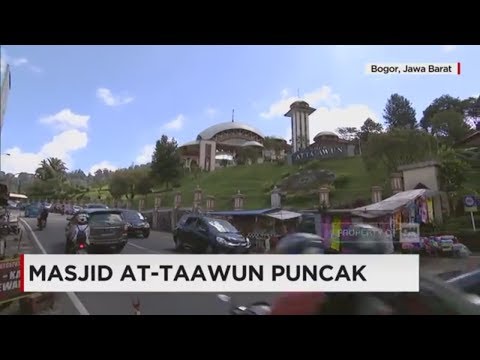 Beribadah & Menikmati Pemandangan Indah Masjid At-Taawun Puncak
