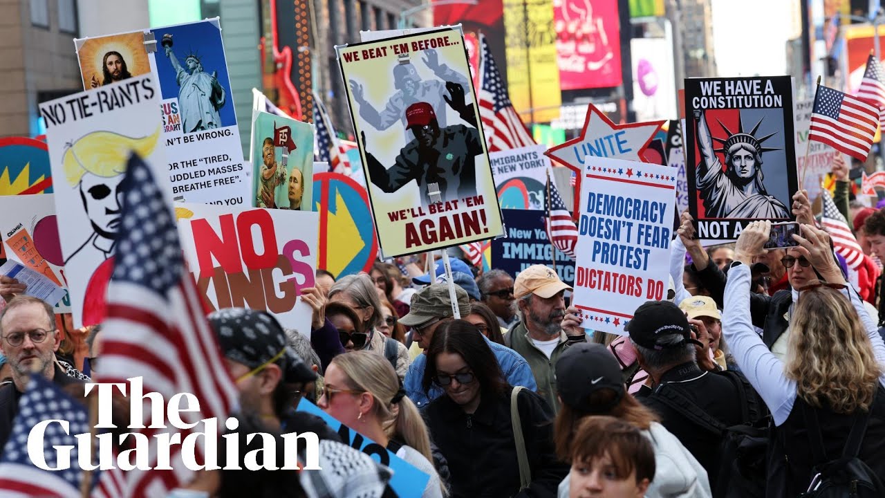 Thousands join No Kings protests across the US Thousands join No Kings protests across the US