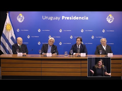 Lacalle Pou y los expresidentes Sanguinetti, Lacalle y Mujica resaltaron valores de la democracia en el 50° aniversario del golpe de Estado