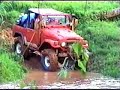 Deep river crossing, Toyota Land Cruiser, Club 4x4 PANAMA