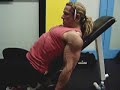 Nadia incline curls