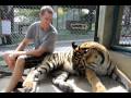Episode 19: Duff visits the Tiger Kingdom