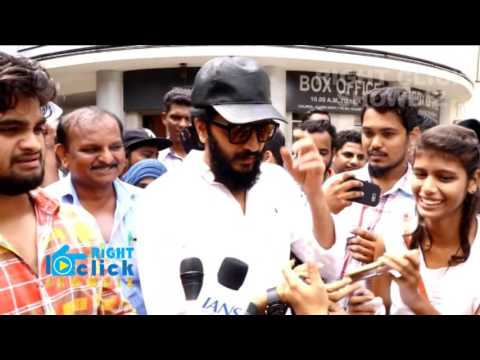 Banjo Movie 2016 | Riteish Deshmukh At Chitra Theatre See Publics Review.