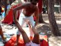 lezione di kamasutra in campeggio