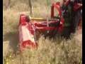 desbrozadora tractor Zomax ZM AGL145 con desplazamiento lateral.wmv