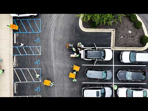 Video thumbnail: More than 2,400 Wright State students move in to on-campus housing for start of Fall Semester