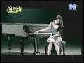 karen mok hand