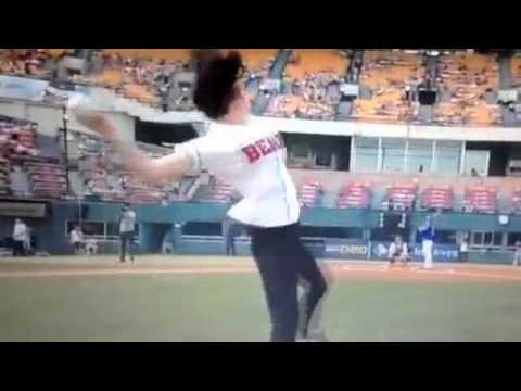 how to react girl pitching