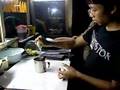 making martabak telor