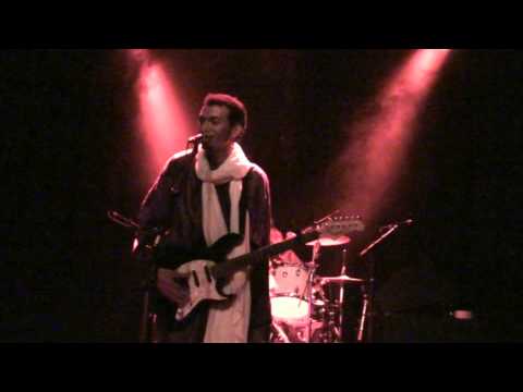 Bombino - Concert at De Melkweg 4-7-2013 Amsterdam Bombino Guitar from Agadez, 5 tracks.