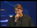 viele wissen es, doch f�r die, die es noch nicht wissen. herbert dreilich, s�nger der gruppe karat, ist am 12.12.2004 von uns gegangen. dieses video ist von einem konzert aus dem jahre 2000 und wird von den kindern der gruppe karat interpretiert.