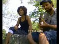 joy denalane hat sich nach dem interview f�r die musik-sendung lautstark (auf star tv) f�r einen kleinen jam bereit erkl�rt. sie beweist wahres k�nnen angesichts meines rudiment�ren gitarrenspiels und der tatsache, dass der song nicht meine stimmlage ist. es war alles recht kurzfristig geplant und einigermassen improvisiert, bin aber trotzdem stolz darauf - immerhin habe ich jetzt mal mit joy denalane gejammt! ... leider ist nicht der ganze song drauf, aber ich sollte demn�chst das ganze teil und in besserer qualit�t erhalten.