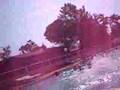 ns entrain de plonger dans la piscine
