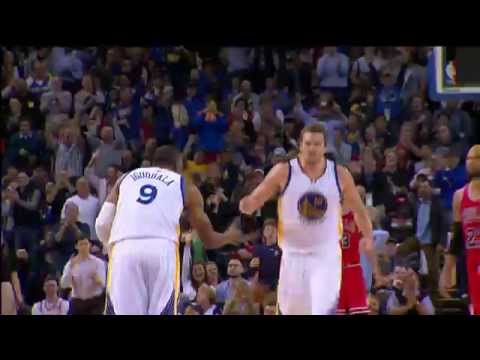 Stephen Curry Dishes a Beautiful No-Look Pass to Lee