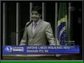 ACM Neto amea�a dar surra em Lula